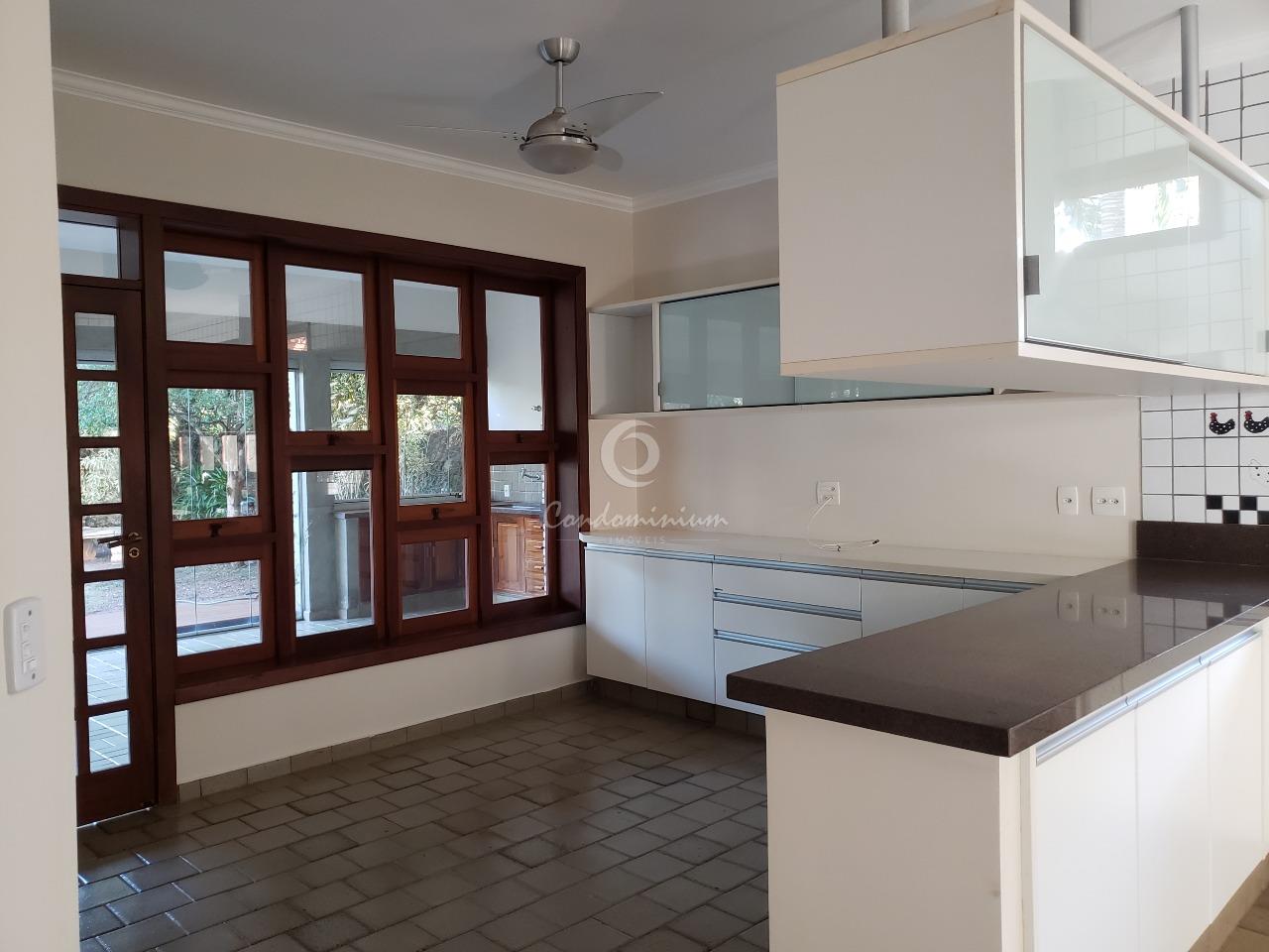 Casa de Condomínio com 4 quartos à venda, 390m² — foto 17 de 35