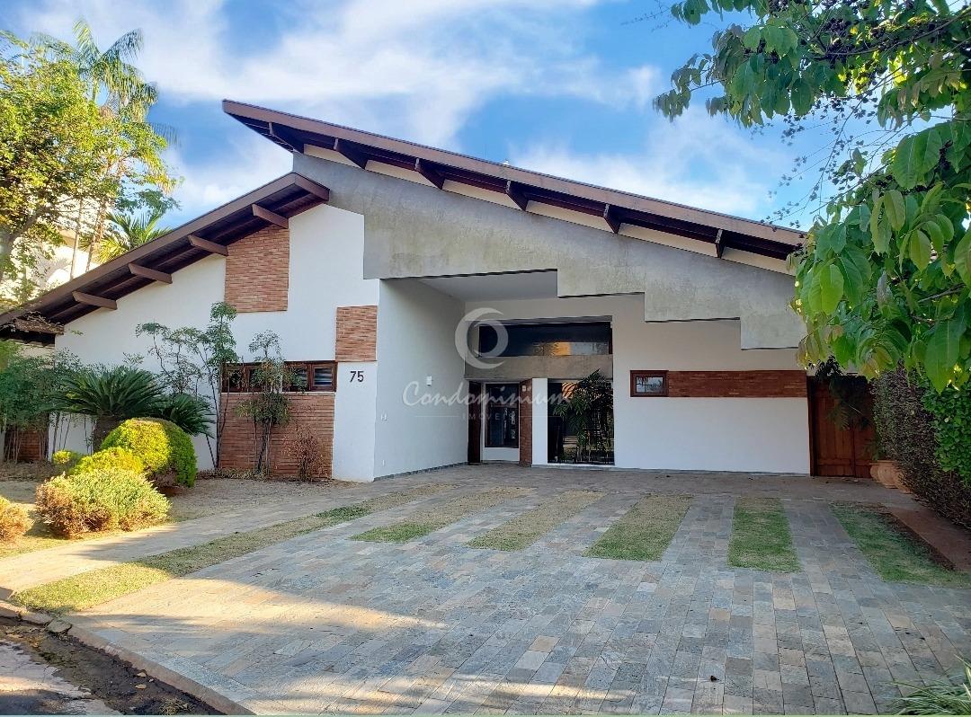 Casa de Condomínio com 4 quartos à venda, 390m² — foto 1 de 35