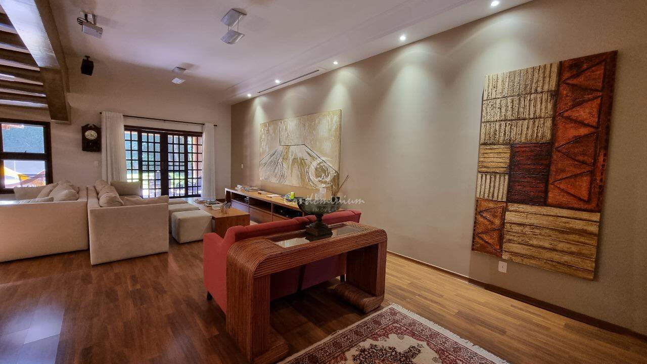 Casa de Condomínio com 4 quartos à venda, 600m² — foto 4 de 33