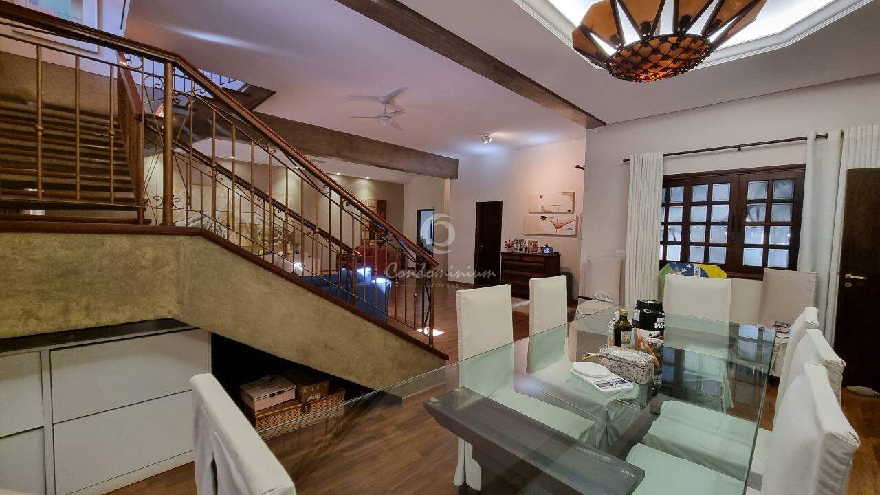 Casa de Condomínio com 4 quartos à venda, 600m² — foto 10 de 33