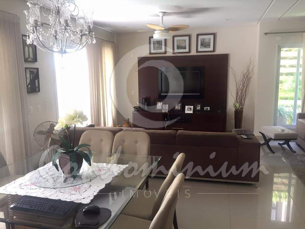 Casa de Condomínio com 3 quartos à venda, 300m² — foto 28 de 39