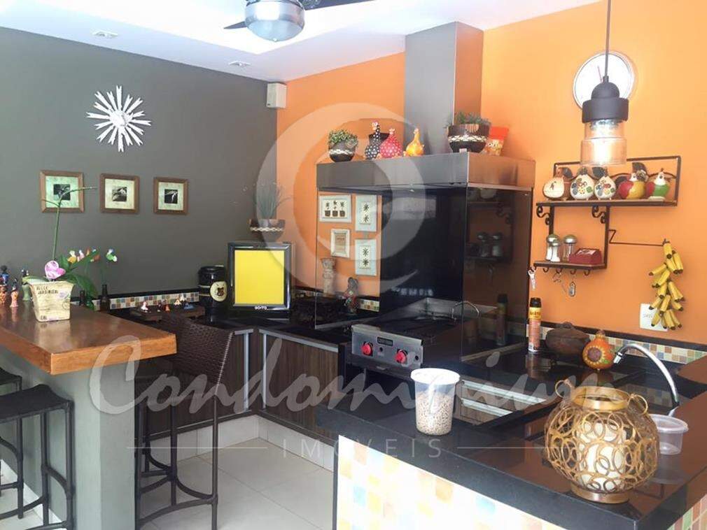 Casa de Condomínio com 3 quartos à venda, 300m² — foto 11 de 39