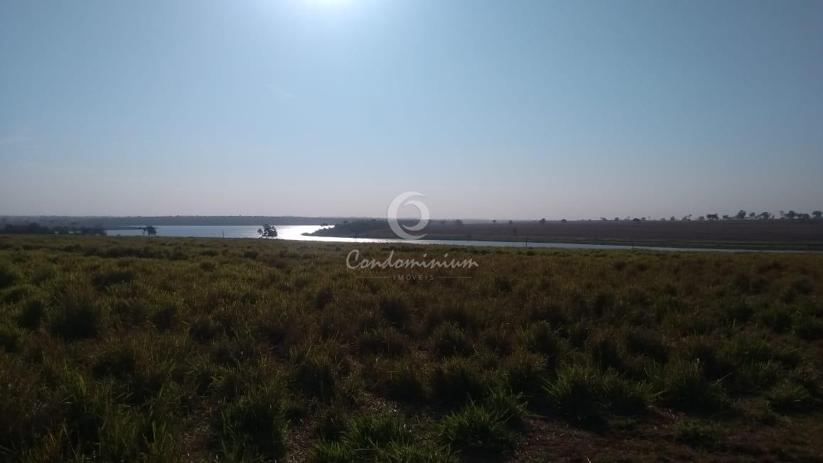 Fazenda / Sítio / Chácara  à venda, 374m² — foto 1 de 5