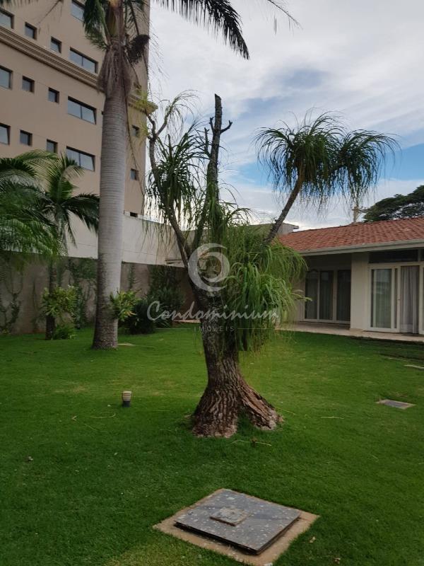 Casa com 4 quartos à venda, 523m² — foto 2 de 26