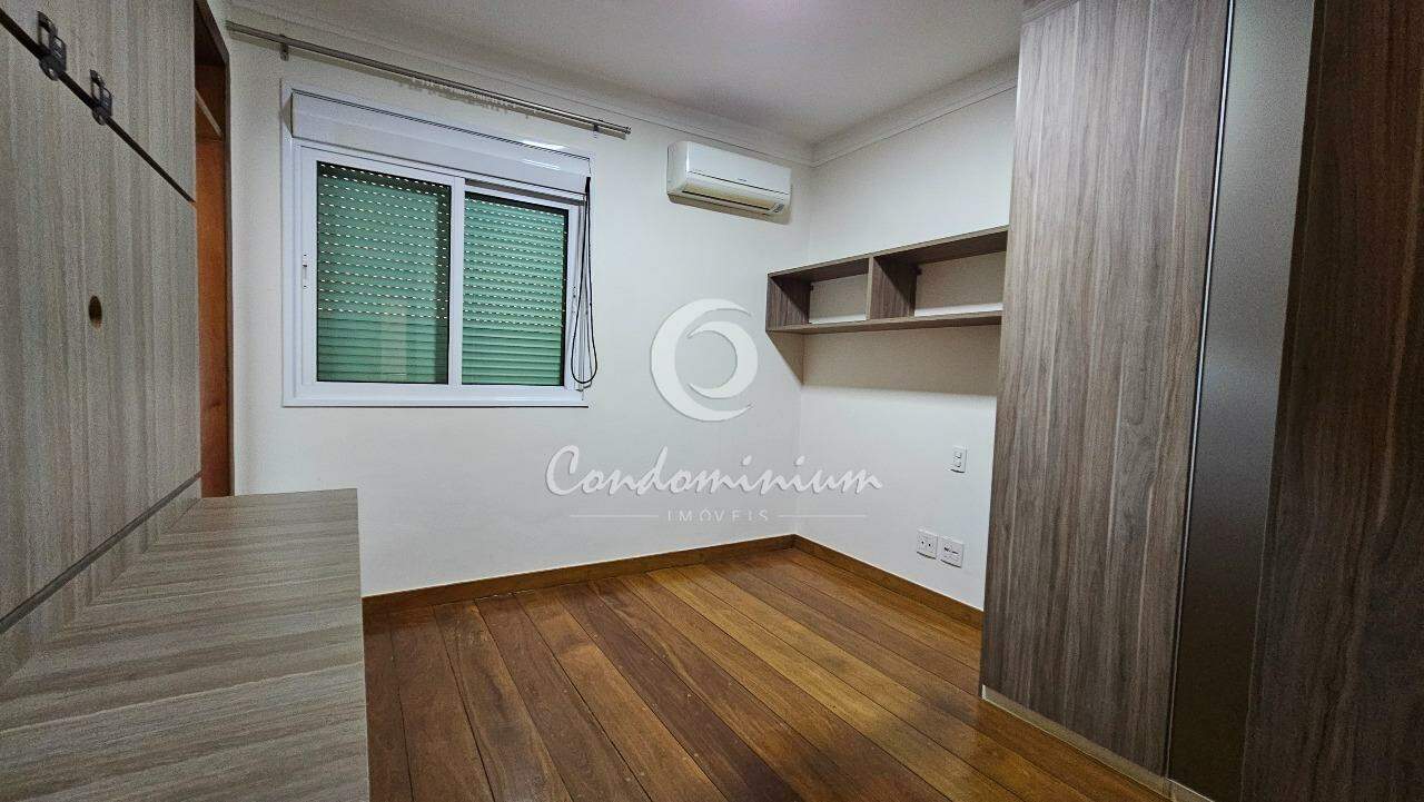 Casa de Condomínio com 3 quartos à venda, 315m² — foto 24 de 39