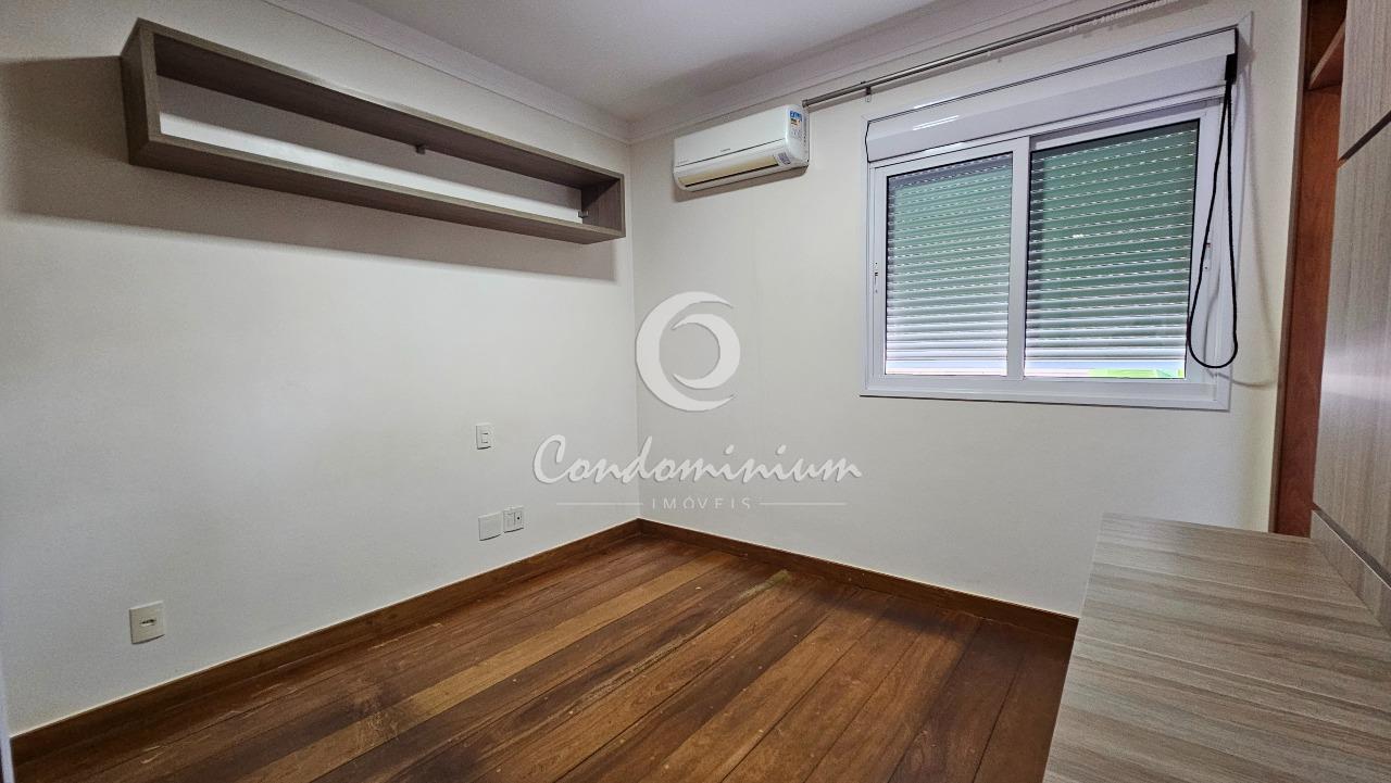 Casa de Condomínio com 3 quartos à venda, 315m² — foto 22 de 39