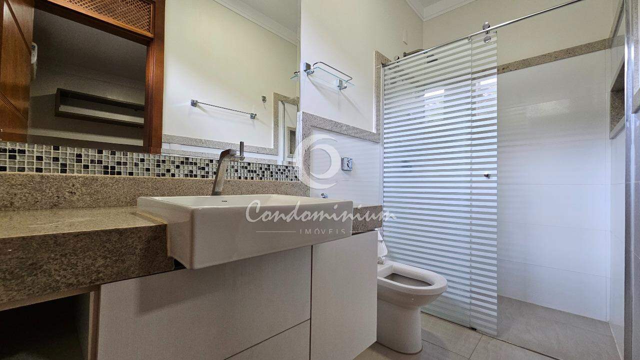 Casa de Condomínio com 3 quartos à venda, 315m² — foto 23 de 39