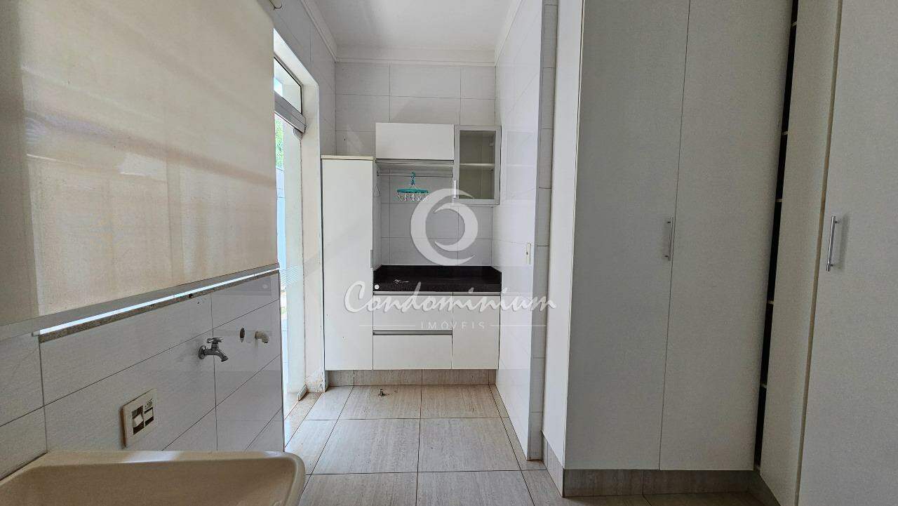 Casa de Condomínio com 3 quartos à venda, 315m² — foto 11 de 39