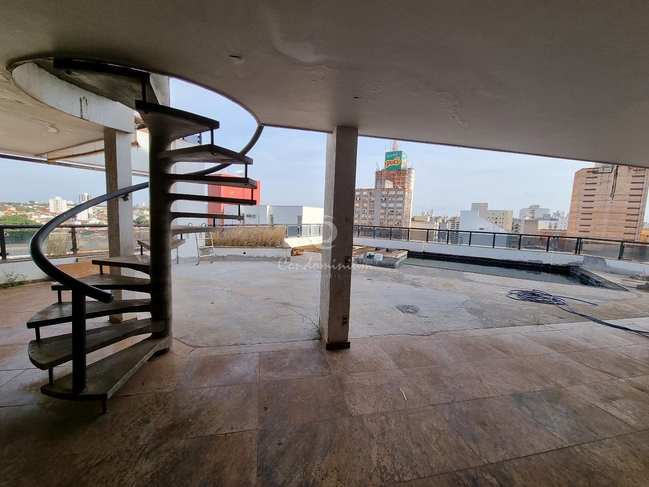Apartamento com 4 quartos à venda, 735m² — foto 13 de 28
