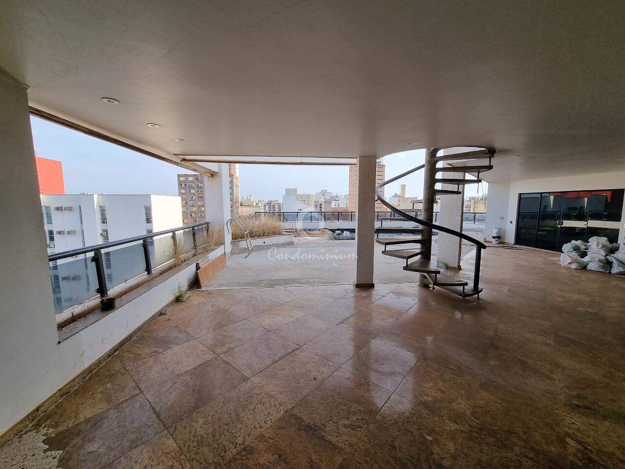 Apartamento com 4 quartos à venda, 735m² — foto 15 de 28