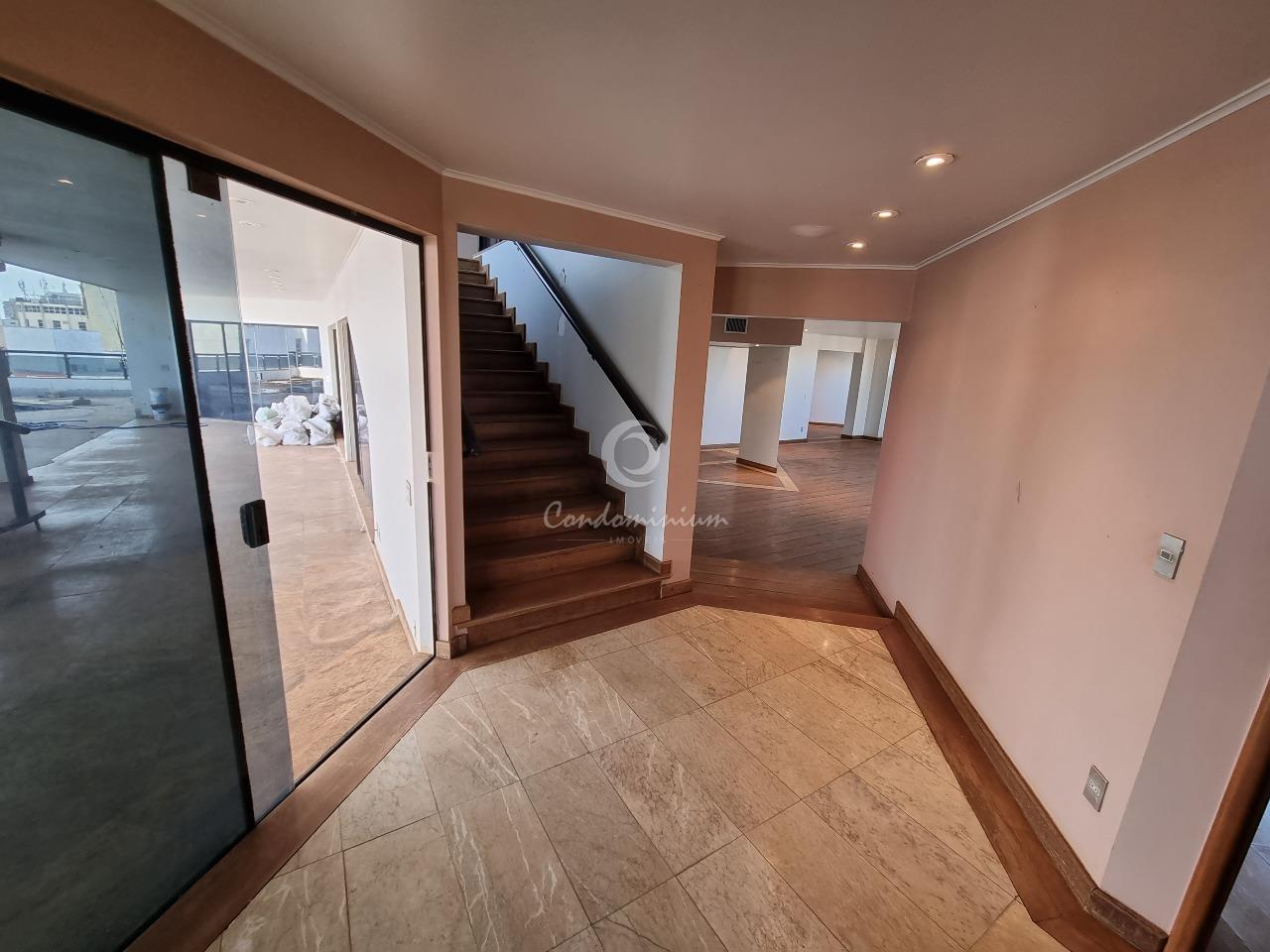 Apartamento com 4 quartos à venda, 735m² — foto 2 de 28