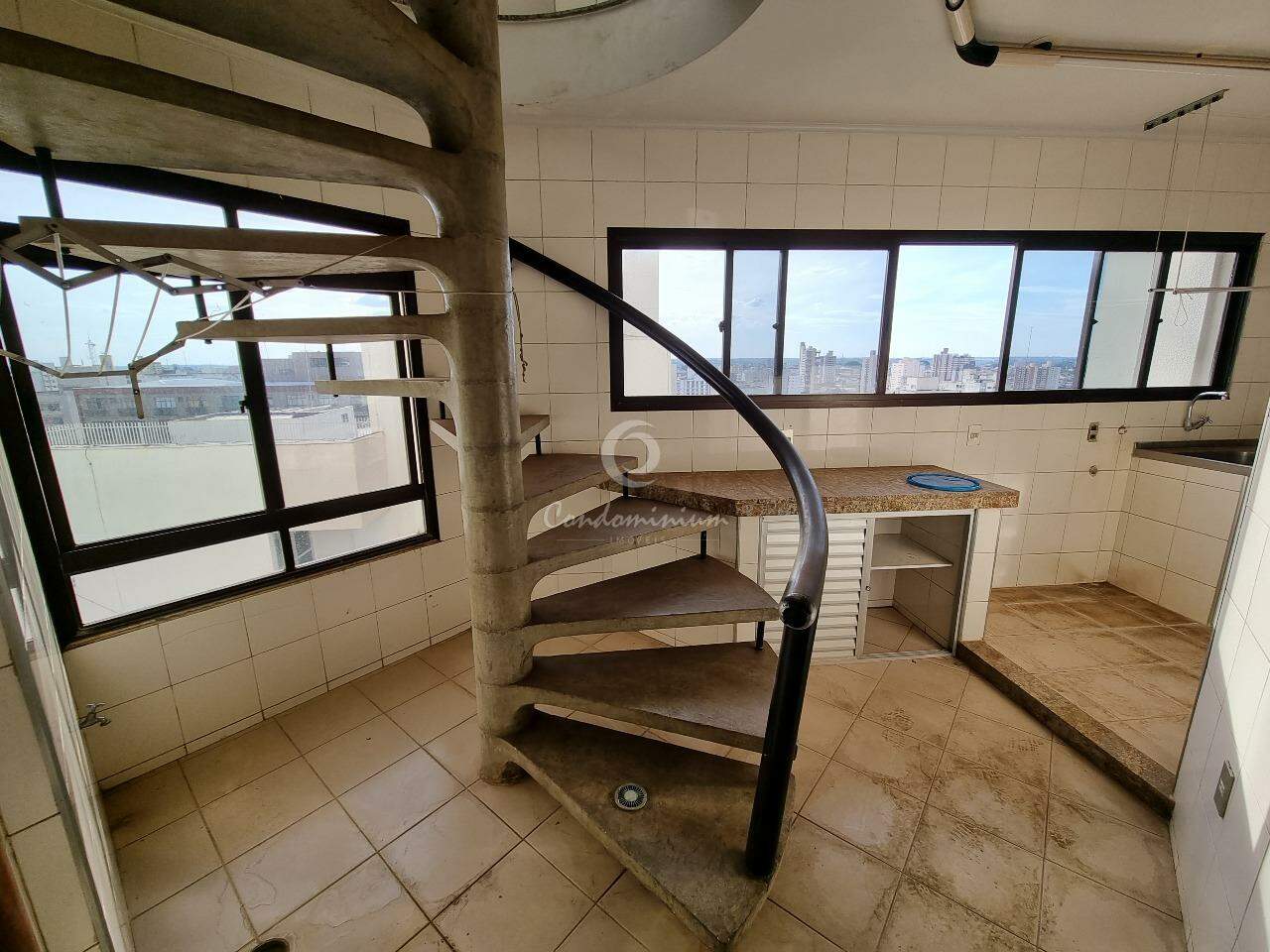 Apartamento com 4 quartos à venda, 735m² — foto 10 de 28