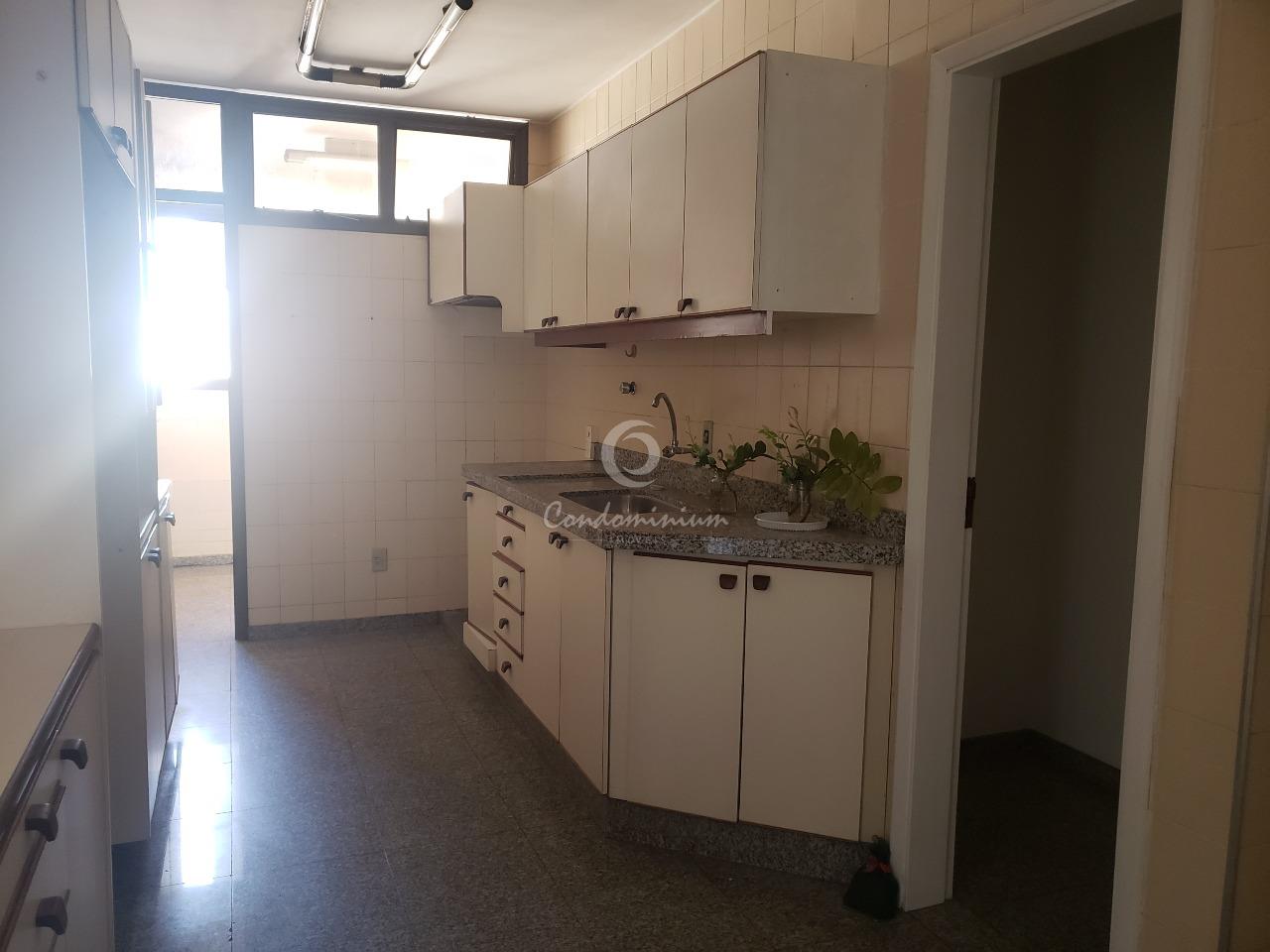 Apartamento com 3 quartos à venda, 168m² — foto 20 de 23