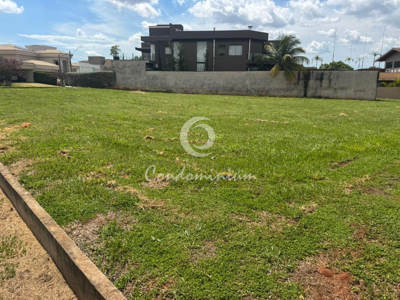 Terreno / Lote / Condomínio  à venda, 1200m² — foto 4 de 47