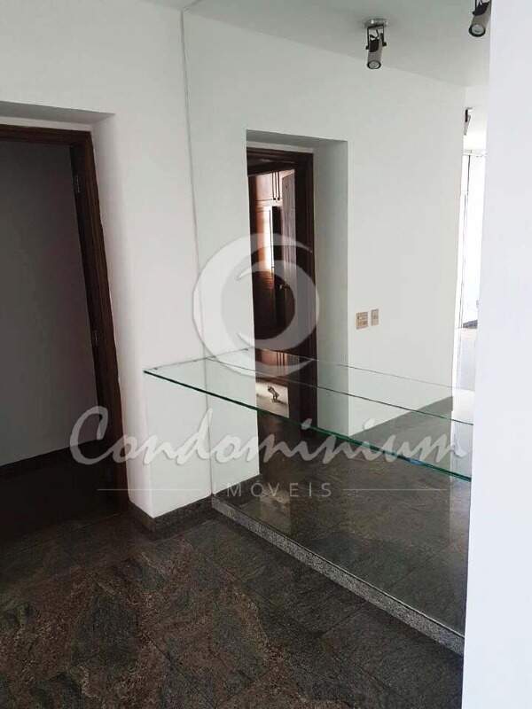 Apartamento com 3 quartos à venda, 156m² — foto 3 de 10
