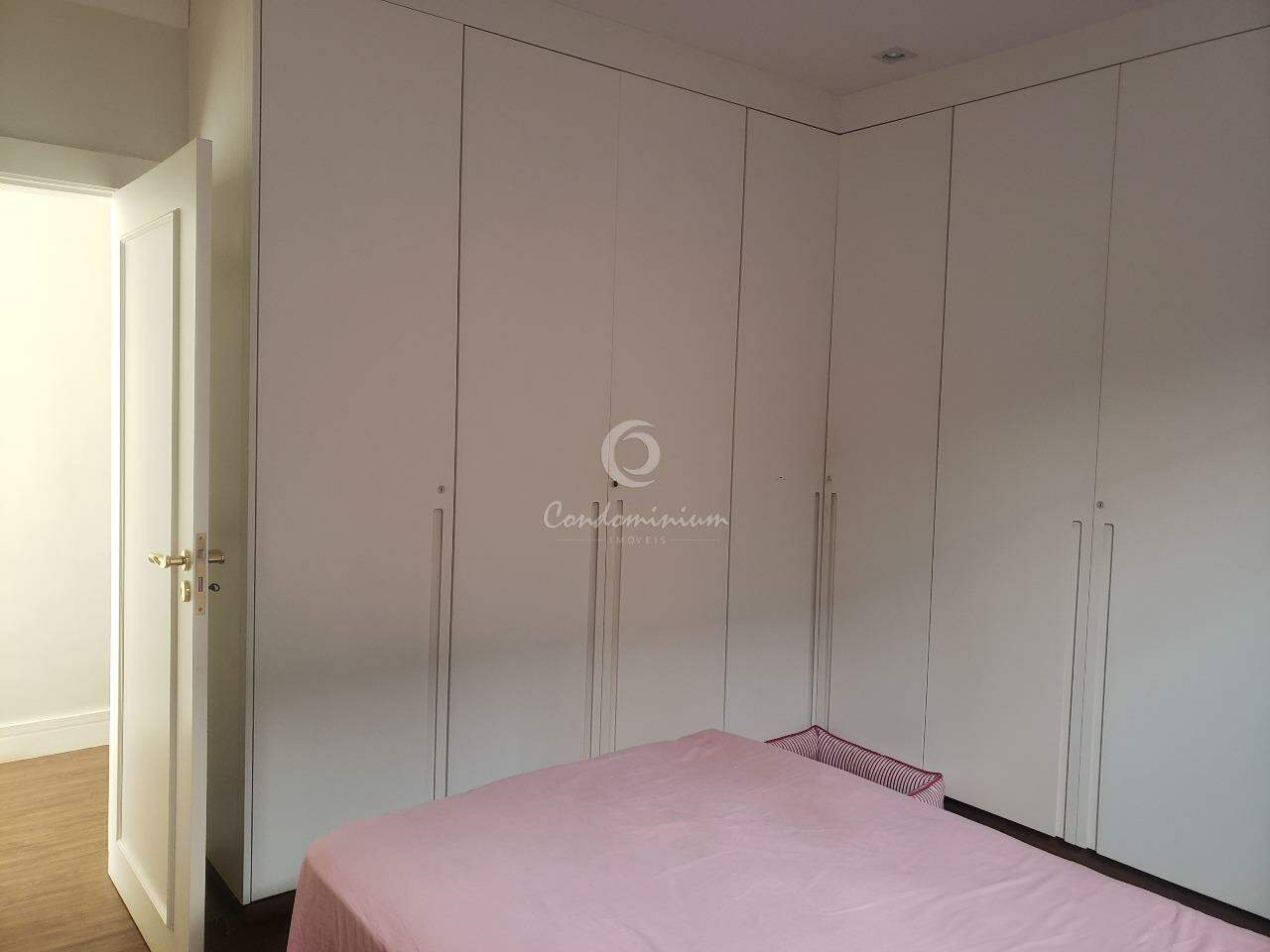 Casa de Condomínio  à venda, 415m² — foto 22 de 38