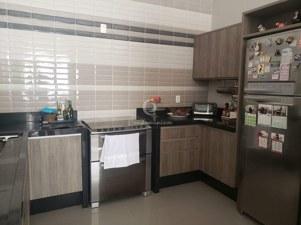 Casa de Condomínio  à venda, 415m² — foto 19 de 38