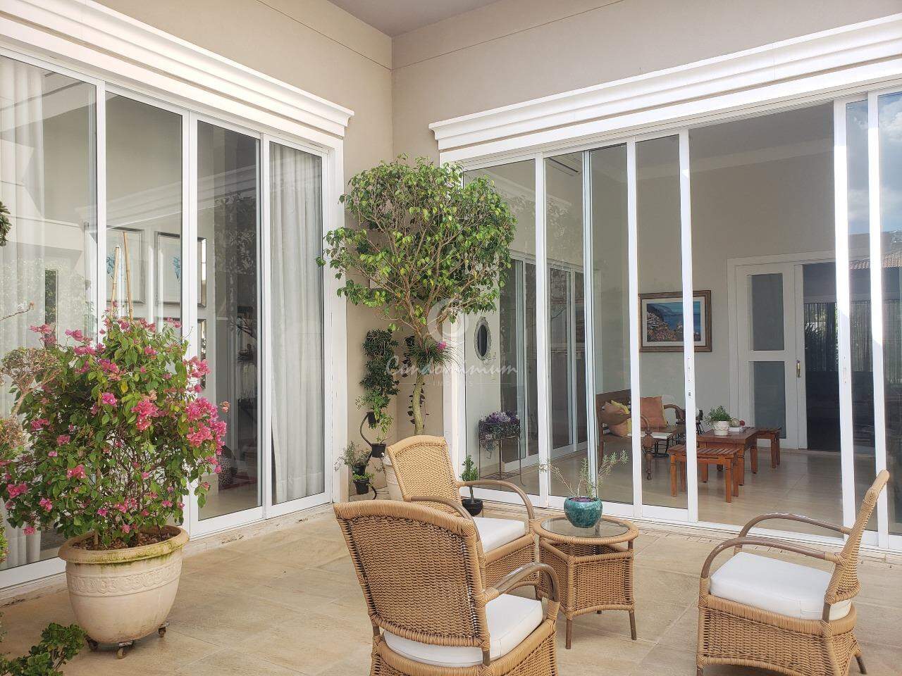 Casa de Condomínio  à venda, 415m² — foto 15 de 38
