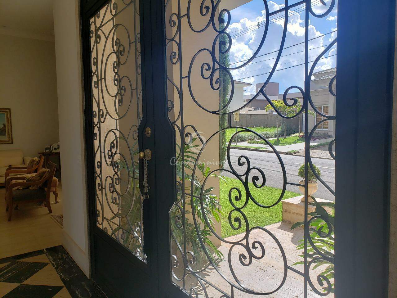 Casa de Condomínio  à venda, 415m² — foto 3 de 38