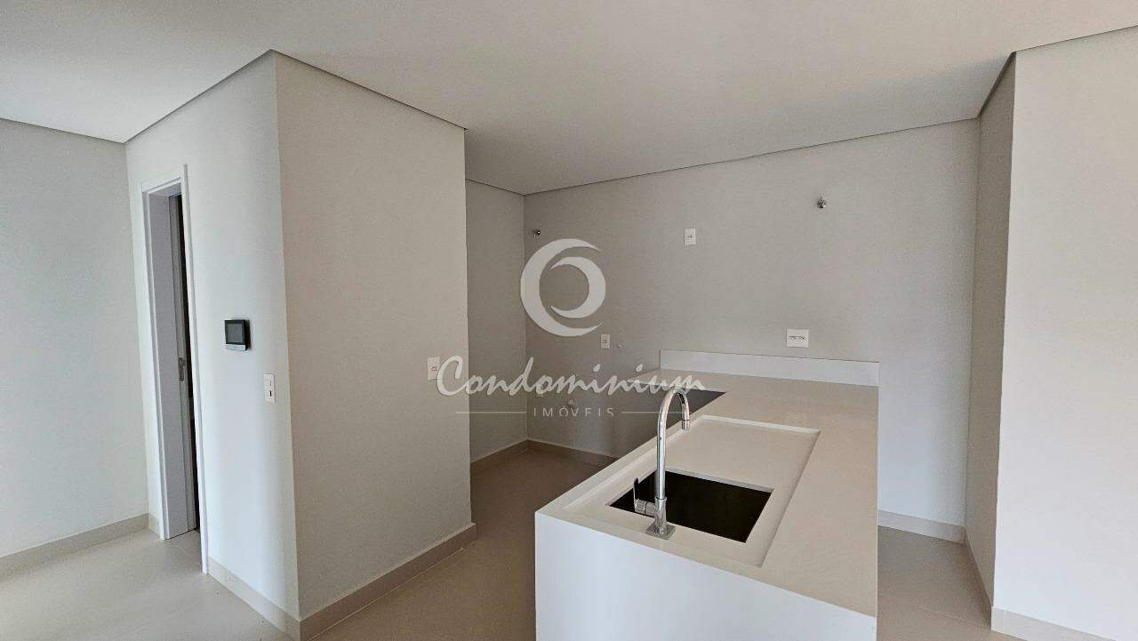 Apartamento com 2 quartos à venda, 63m² — foto 4 de 36