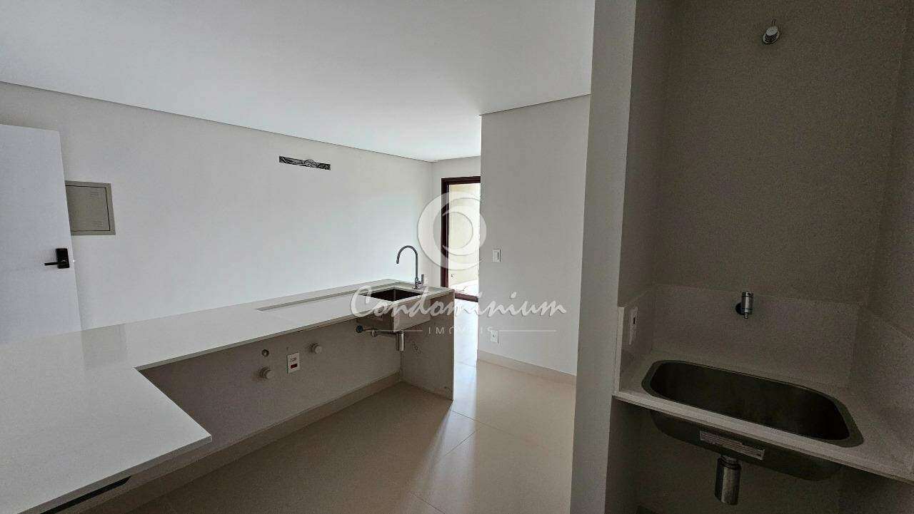 Apartamento com 2 quartos à venda, 63m² — foto 8 de 36