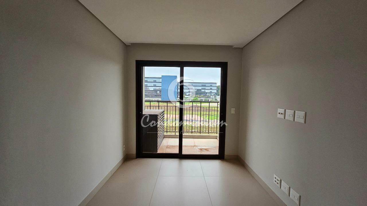 Apartamento com 2 quartos à venda, 63m² — foto 2 de 36