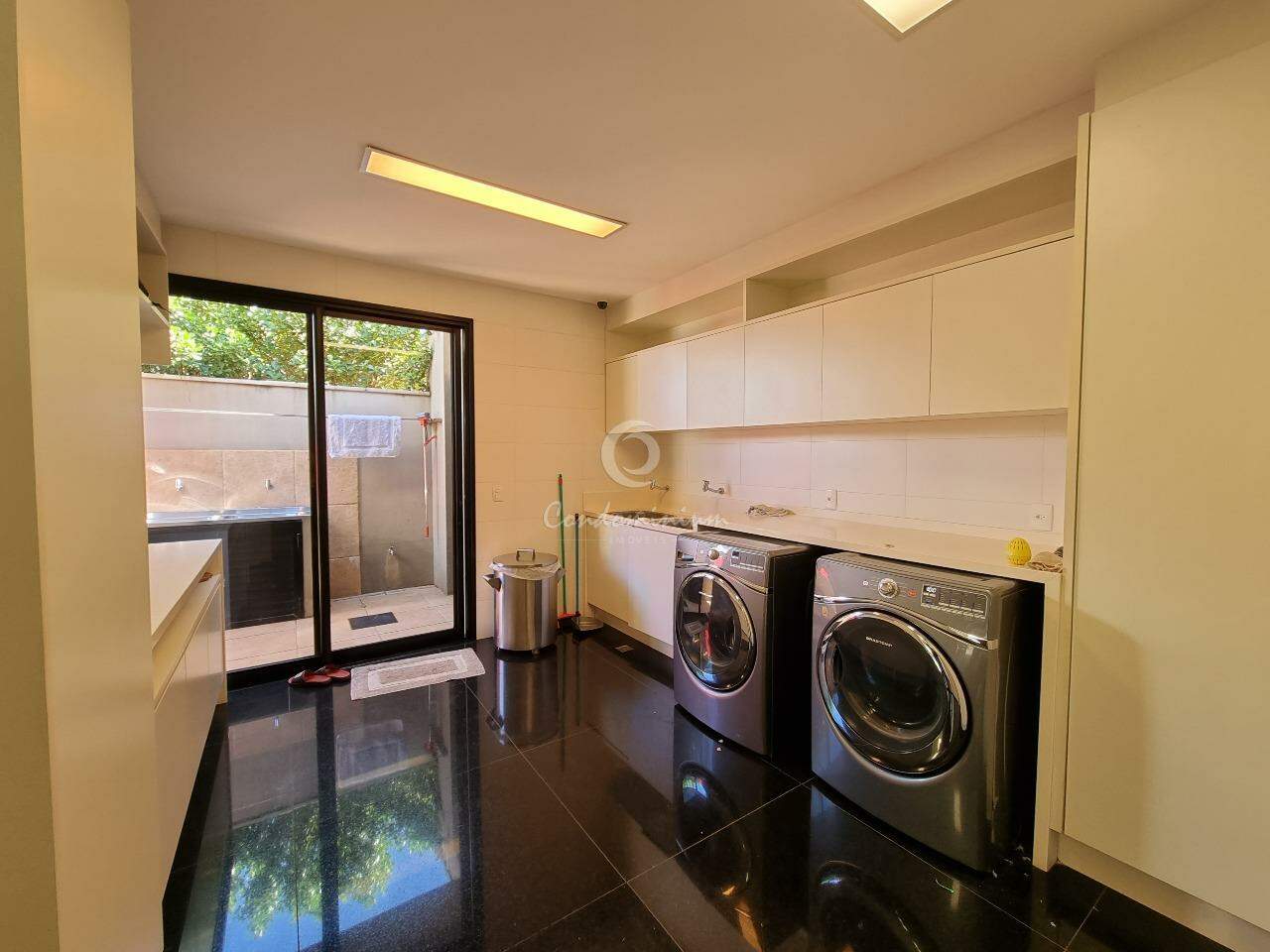 Casa de Condomínio com 5 quartos à venda, 850m² — foto 16 de 41