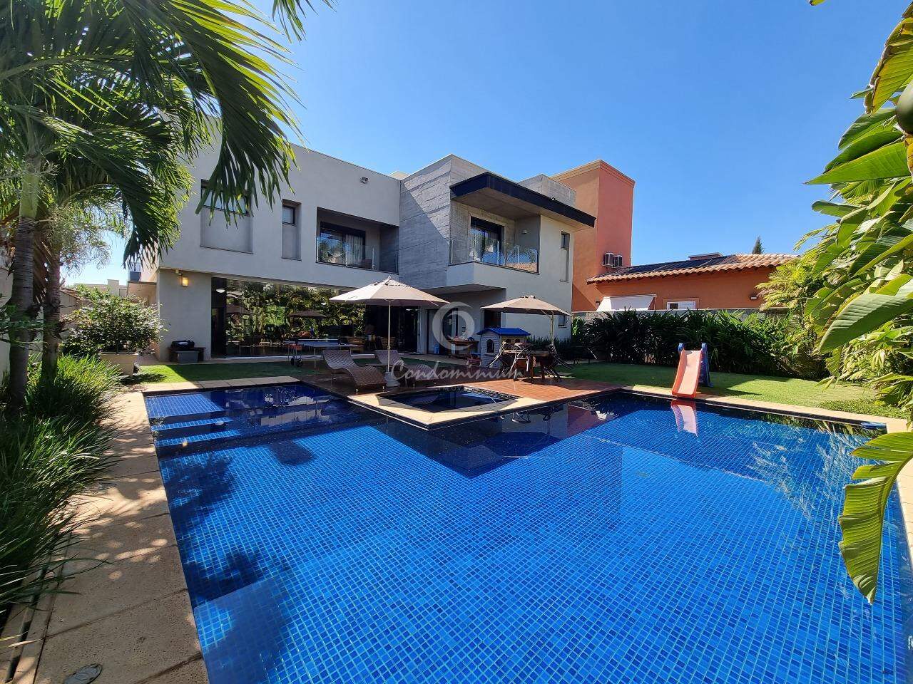 Casa de Condomínio com 5 quartos à venda, 850m² — foto 17 de 41
