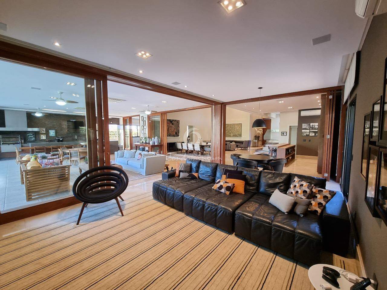 Casa de Condomínio com 5 quartos à venda, 850m² — foto 9 de 41