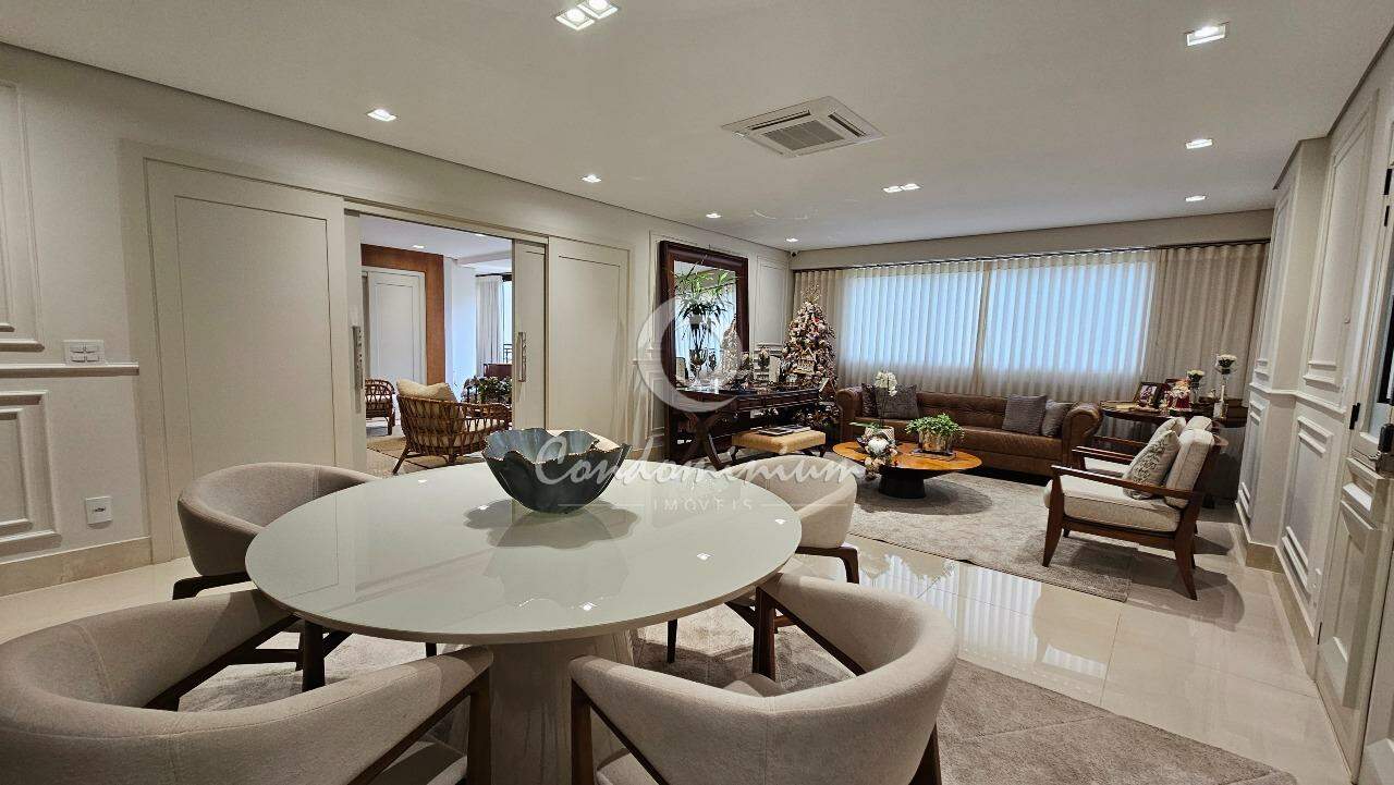 Apartamento com 3 quartos à venda, 285m² — foto 1 de 45
