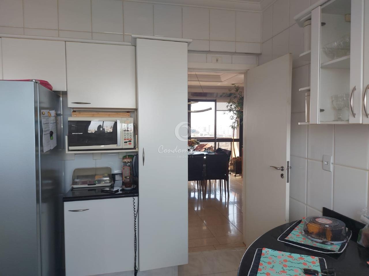 Apartamento com 3 quartos à venda, 127m² — foto 11 de 24
