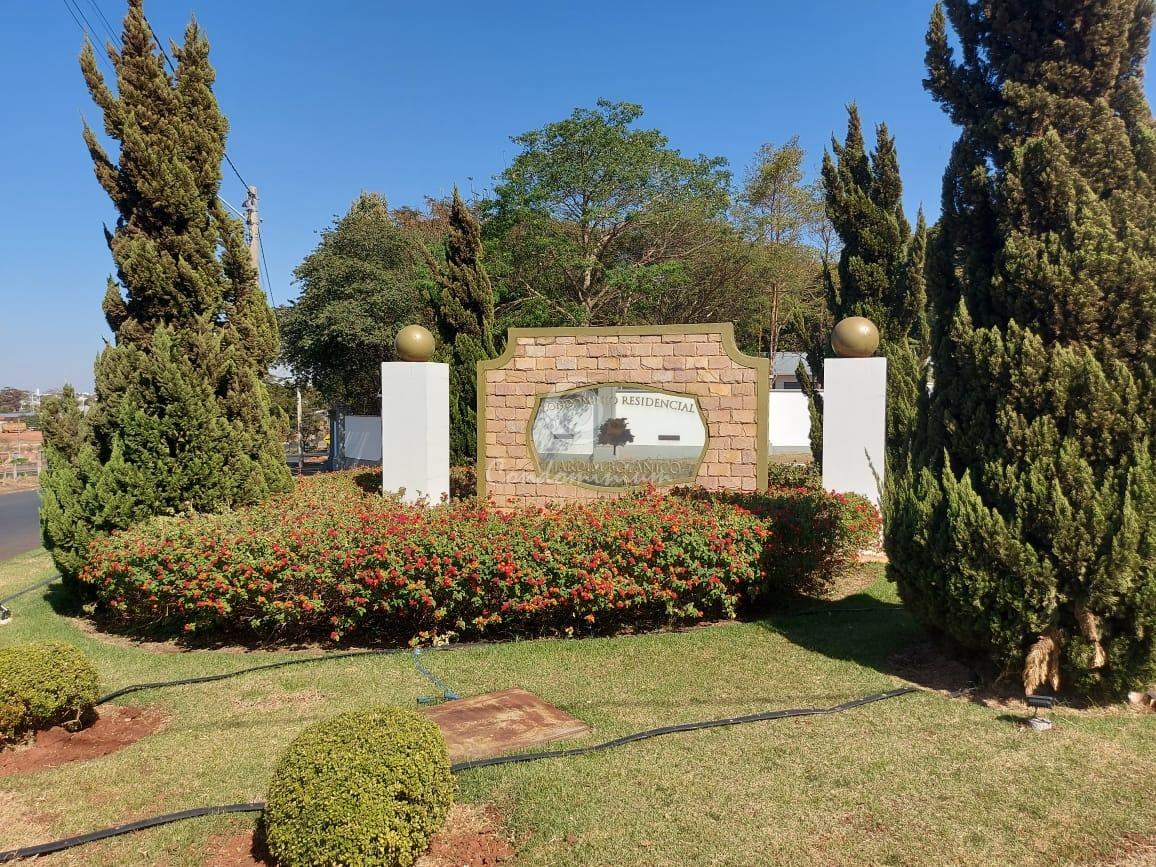 Terreno / Lote / Condomínio  à venda, 360m² — foto 1 de 11