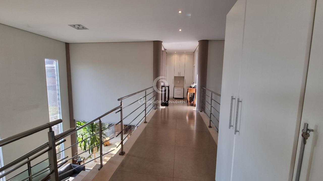Casa de Condomínio  à venda, 370m² — foto 22 de 39