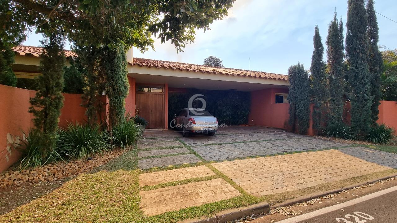 Casa de Condomínio com 4 quartos à venda, 520m² — foto 2 de 41