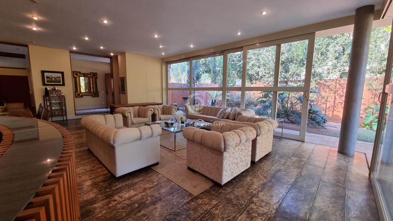 Casa de Condomínio com 4 quartos à venda, 520m² — foto 1 de 41