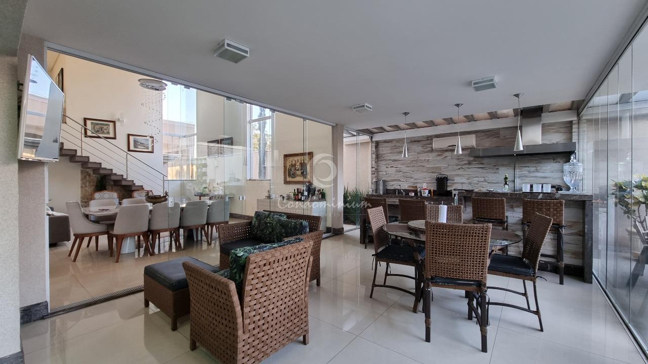 Casa de Condomínio com 4 quartos à venda, 330m² — foto 9 de 30