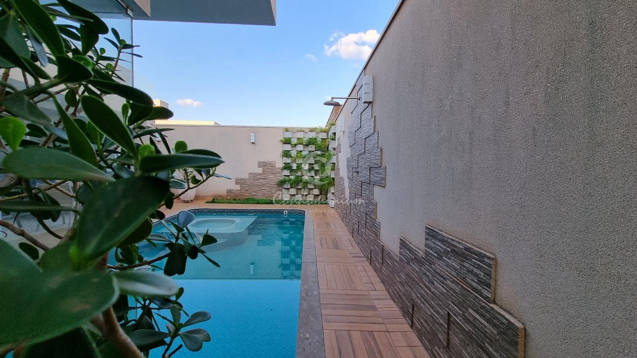 Casa de Condomínio com 4 quartos à venda, 330m² — foto 16 de 30