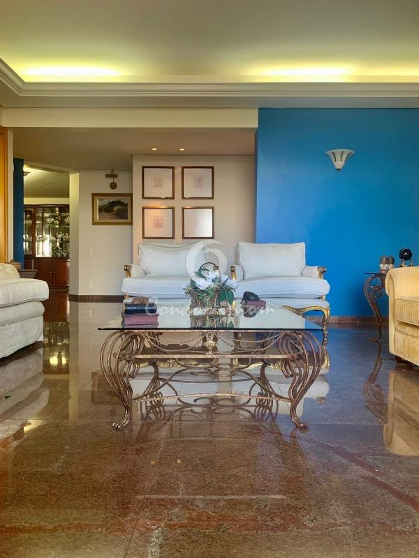 Apartamento com 4 quartos à venda, 265m² — foto 1 de 26