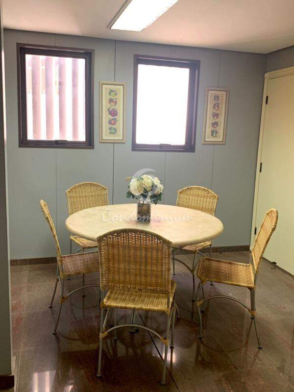 Apartamento com 4 quartos à venda, 265m² — foto 4 de 26