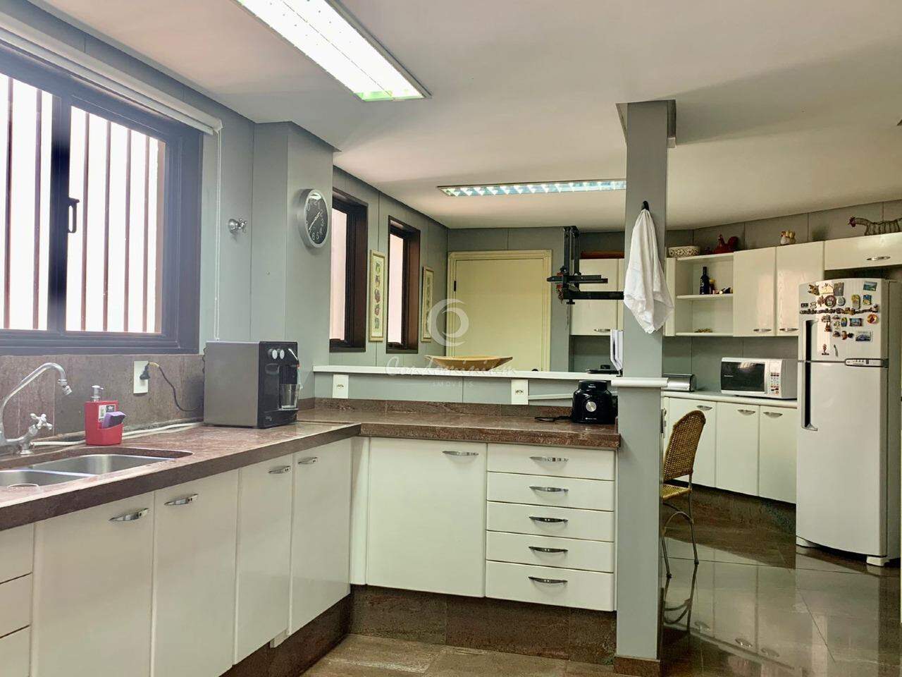 Apartamento com 4 quartos à venda, 265m² — foto 3 de 26