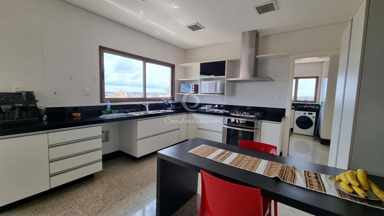 Apartamento com 3 quartos à venda, 265m² — foto 12 de 27