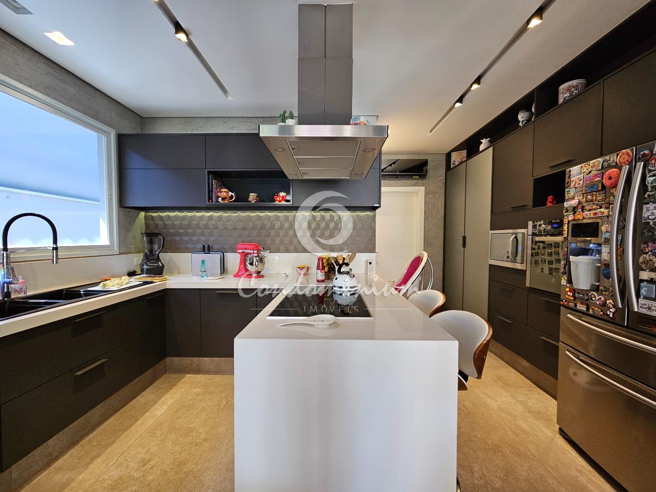 Casa de Condomínio com 3 quartos à venda, 322m² — foto 10 de 57