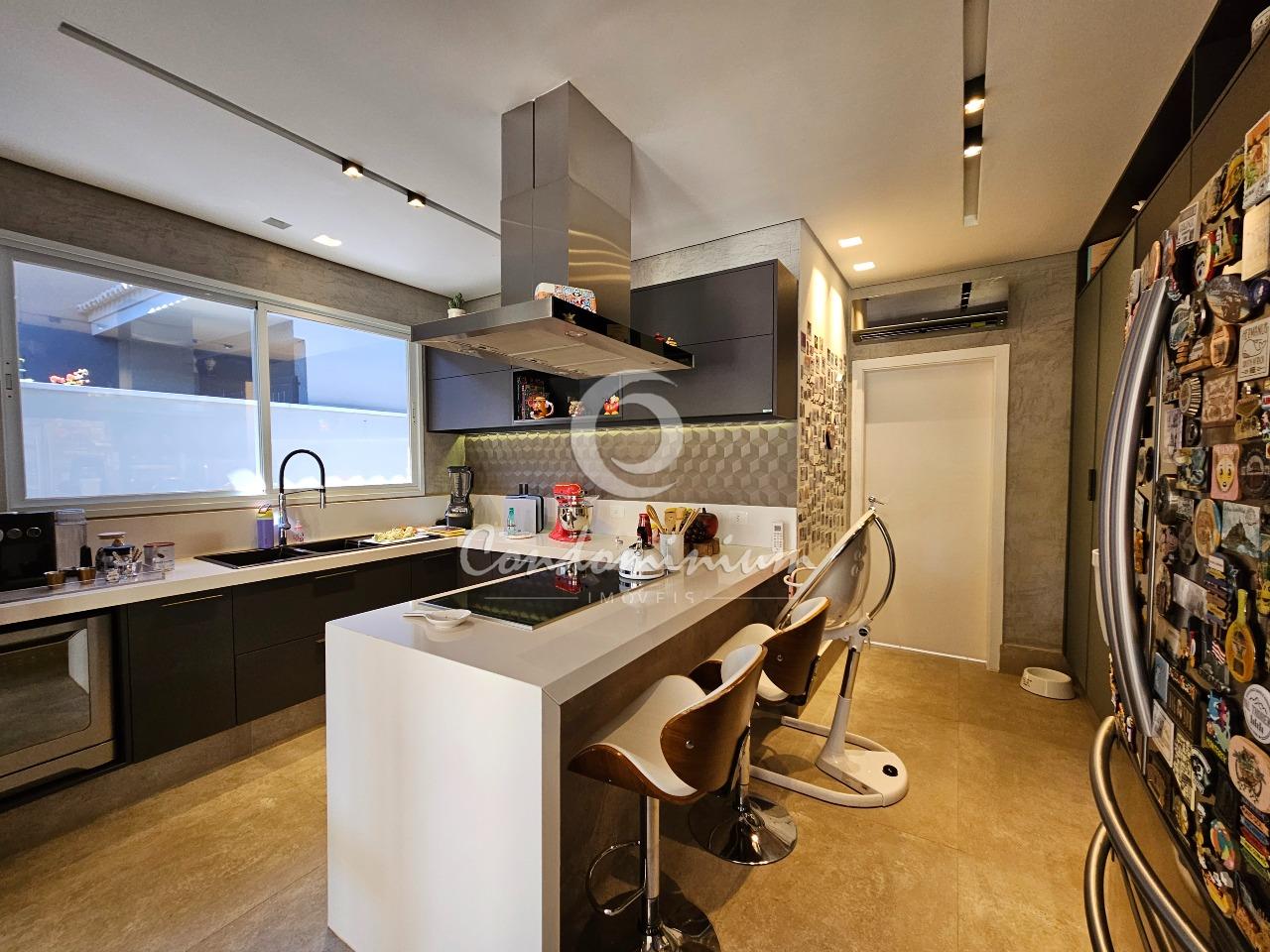 Casa de Condomínio com 3 quartos à venda, 322m² — foto 9 de 57