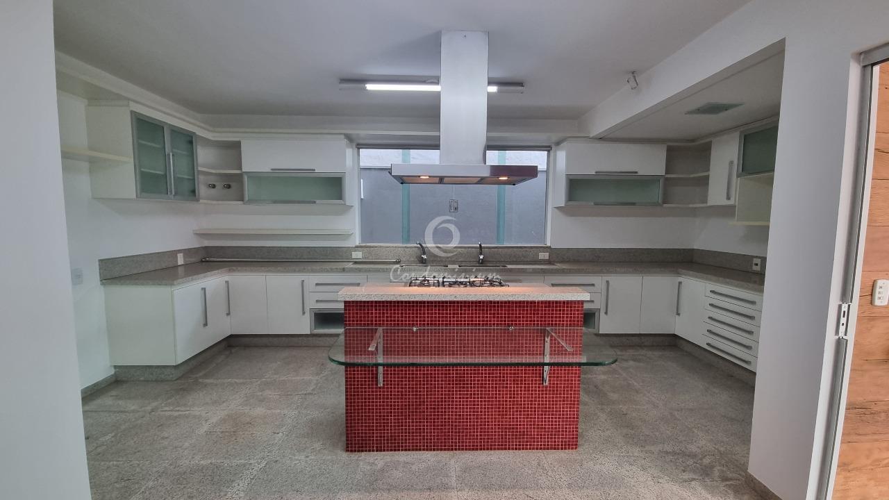 Casa de Condomínio com 3 quartos à venda, 390m² — foto 26 de 52