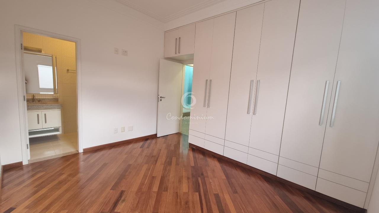 Casa de Condomínio com 3 quartos à venda, 390m² — foto 12 de 52