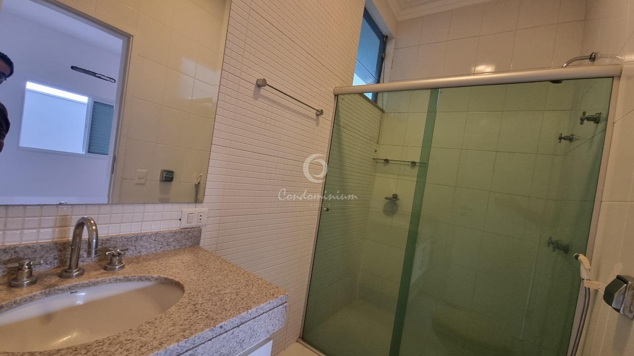 Casa de Condomínio com 3 quartos à venda, 390m² — foto 13 de 52