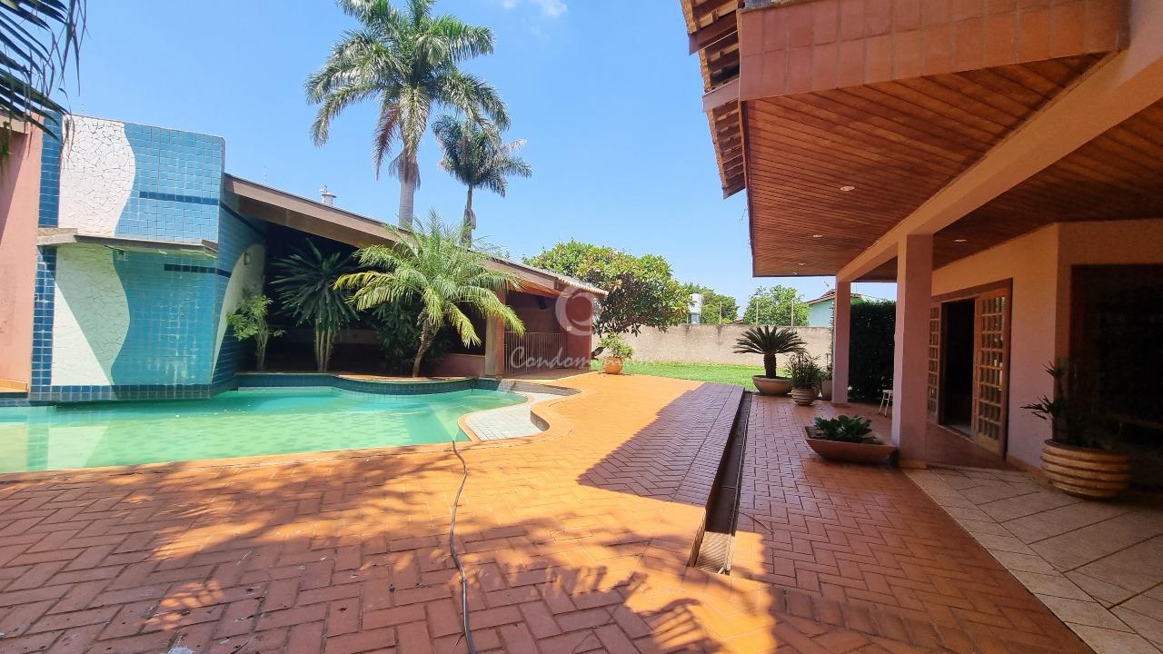 Casa com 4 quartos à venda, 520m² — foto 1 de 30