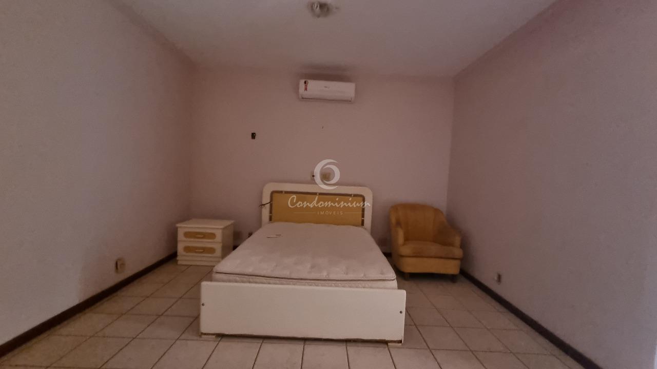 Casa com 4 quartos à venda, 520m² — foto 22 de 30