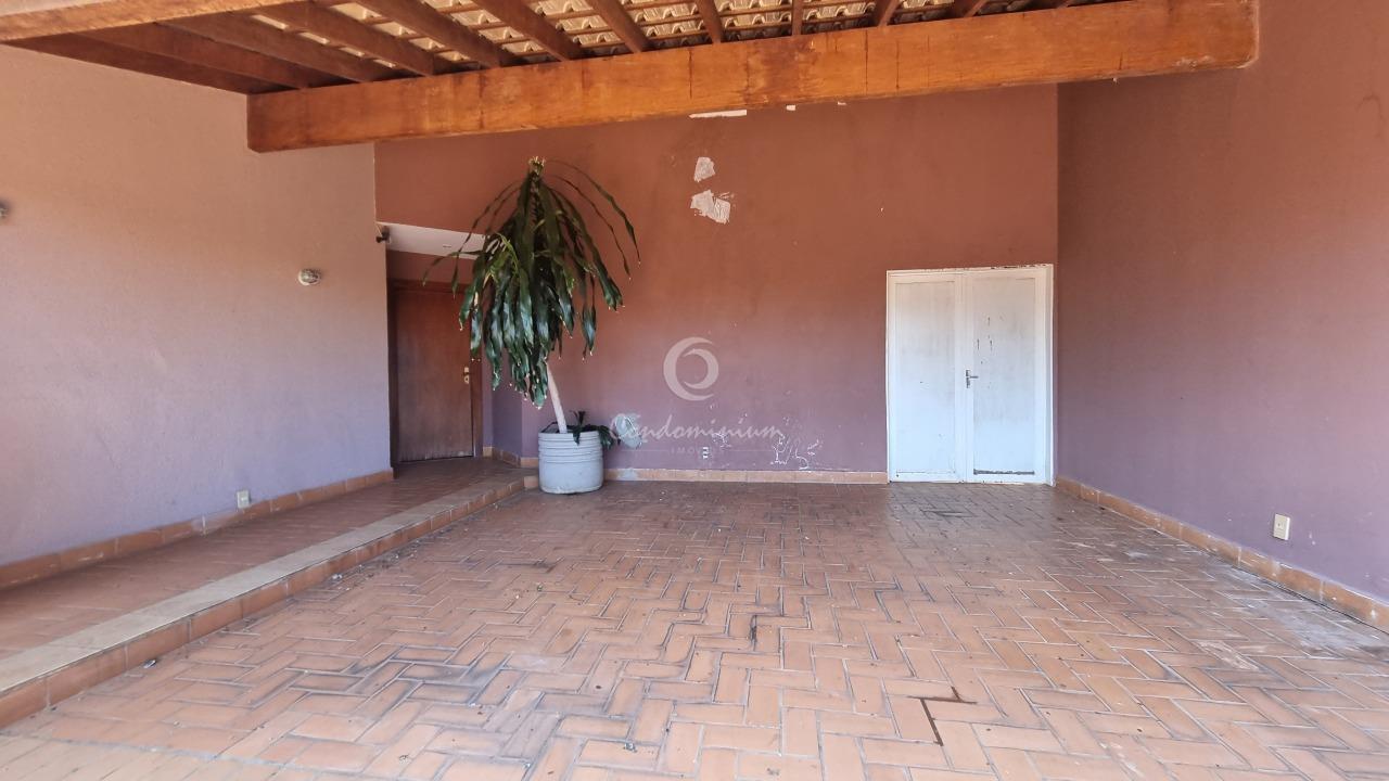 Casa com 4 quartos à venda, 520m² — foto 3 de 30