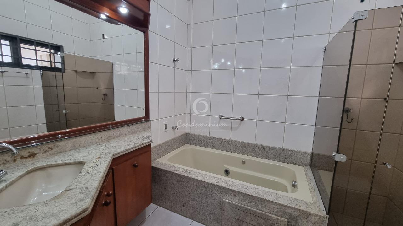 Casa com 3 quartos à venda, 380m² — foto 25 de 25